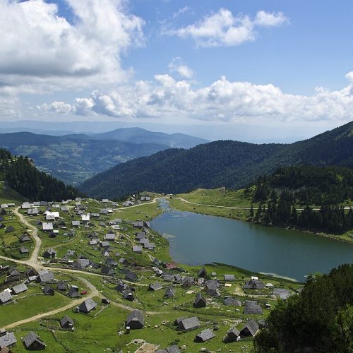 Zwischen Recht und Öffentlichkeit: Der Prozess um die „Karton revolucija“ in Bosnien und Herzegowina